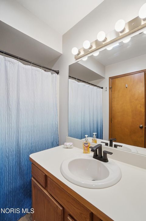 Tiny photo for 2338 Parliament Square, Toledo, OH 43617 (MLS # 10006789)