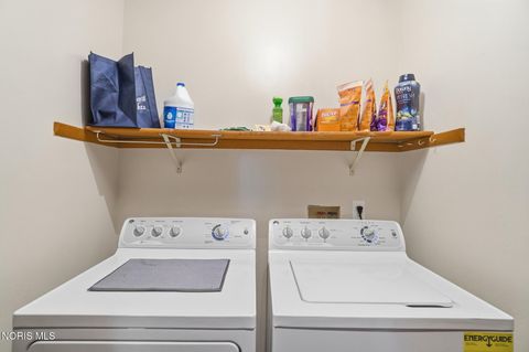 Tiny photo for 2338 Parliament Square, Toledo, OH 43617 (MLS # 10006789)