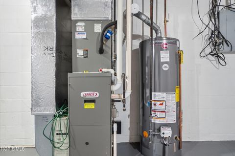 Tiny photo for 2338 Parliament Square, Toledo, OH 43617 (MLS # 10006789)