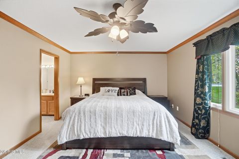 Tiny photo for 2338 Parliament Square, Toledo, OH 43617 (MLS # 10006789)