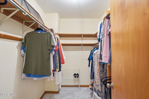 Tiny photo for 2338 Parliament Square, Toledo, OH 43617 (MLS # 10006789)