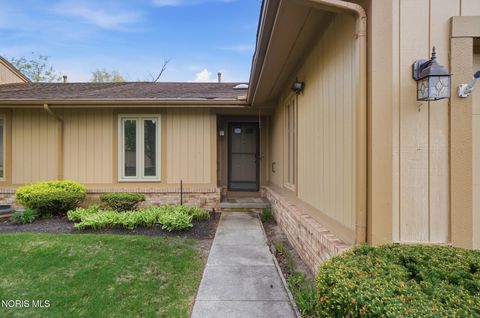 Tiny photo for 2338 Parliament Square, Toledo, OH 43617 (MLS # 10006789)