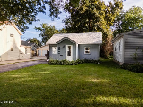 Tiny photo for 3068 123rd Street, Toledo, OH 43611 (MLS # 10013708)