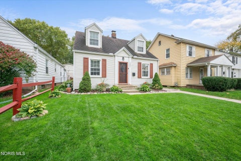 Tiny photo for 1251 Craigwood Road, Toledo, OH 43612 (MLS # 10014868)