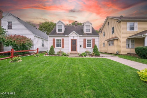 Photo of 1251 Craigwood Road, Toledo, OH 43612 (MLS # 10014868)