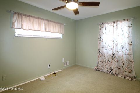 Tiny photo for 2859 Claredale Road, Toledo, OH 43613 (MLS # 10003702)