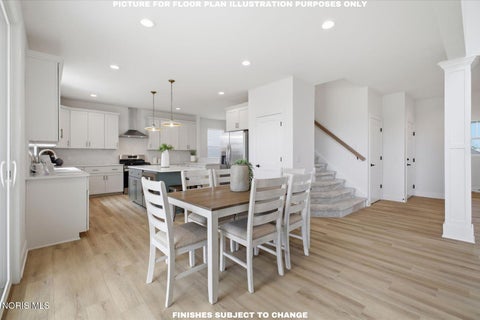 Tiny photo for 978 Stoneleigh Road, Perrysburg, OH 43551 (MLS # 10010841)