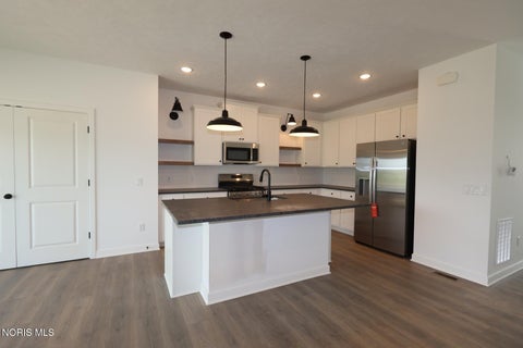 Tiny photo for 7740 Hank Drive, Holland, OH 43528 (MLS # 10009906)