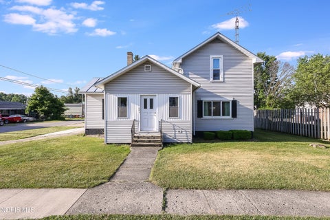 Photo of 206 E Main Street, Fayette, OH 43521 (MLS # 10008613)
