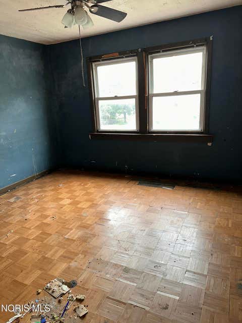 Tiny photo for 553 Spencer Street, Toledo, OH 43609 (MLS # 10011870)