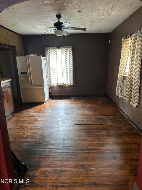 Tiny photo for 553 Spencer Street, Toledo, OH 43609 (MLS # 10011870)