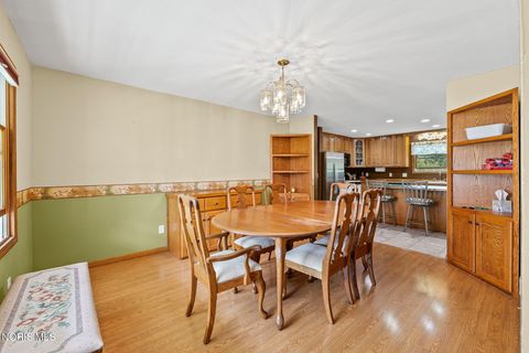 Tiny photo for 8330 Monclova Road, Monclova, OH 43542 (MLS # 10005648)