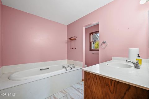 Tiny photo for 8330 Monclova Road, Monclova, OH 43542 (MLS # 10005648)