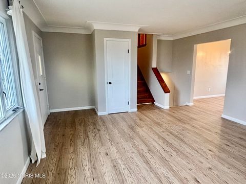 Tiny photo for 1139 N Stadium Road, Oregon, OH 43616 (MLS # 10002660)