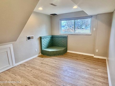 Tiny photo for 1139 N Stadium Road, Oregon, OH 43616 (MLS # 10002660)