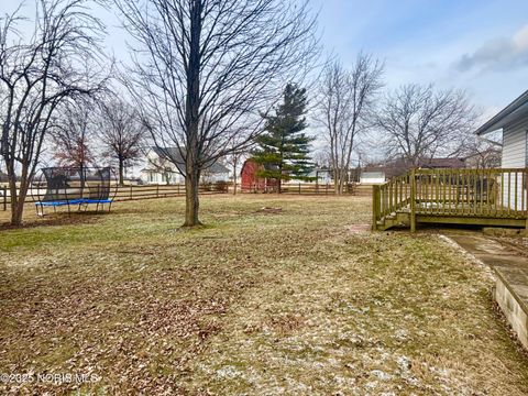 Tiny photo for 1139 N Stadium Road, Oregon, OH 43616 (MLS # 10002660)