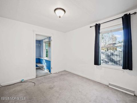 Tiny photo for 5404 Harschel Drive, Toledo, OH 43623 (MLS # 10000715)