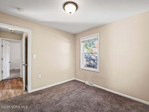 Tiny photo for 5404 Harschel Drive, Toledo, OH 43623 (MLS # 10000715)