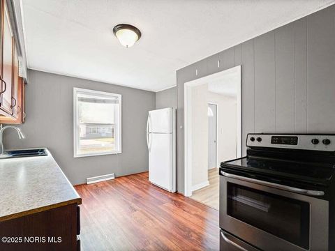 Tiny photo for 5404 Harschel Drive, Toledo, OH 43623 (MLS # 10000715)