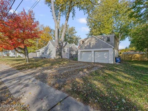 Tiny photo for 5404 Harschel Drive, Toledo, OH 43623 (MLS # 10000715)