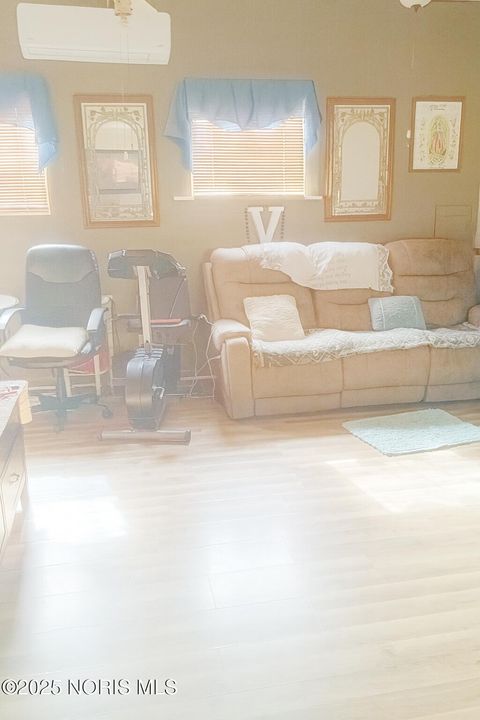 Tiny photo for 605 Riverside Avenue, Defiance, OH 43512 (MLS # 10007595)