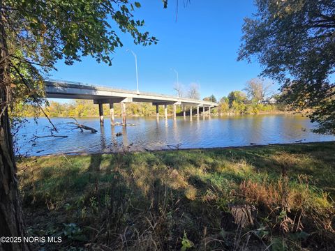 Tiny photo for 605 Riverside Avenue, Defiance, OH 43512 (MLS # 10007595)