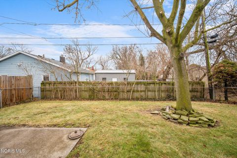 Tiny photo for 2207 Marlow Road, Toledo, OH 43613 (MLS # 10004332)