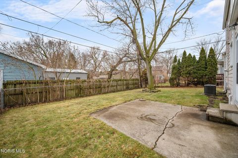 Tiny photo for 2207 Marlow Road, Toledo, OH 43613 (MLS # 10004332)
