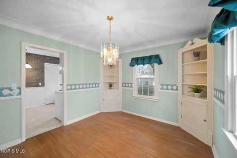 Tiny photo for 2207 Marlow Road, Toledo, OH 43613 (MLS # 10004332)