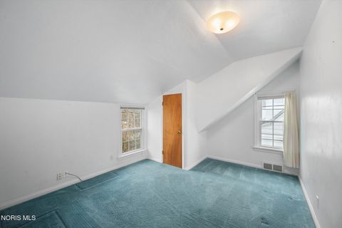 Tiny photo for 2207 Marlow Road, Toledo, OH 43613 (MLS # 10004332)