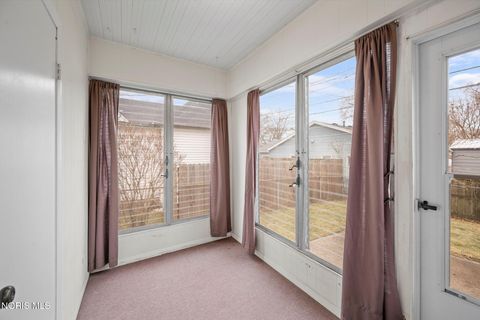 Tiny photo for 2207 Marlow Road, Toledo, OH 43613 (MLS # 10004332)