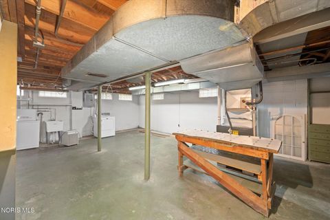 Tiny photo for 2207 Marlow Road, Toledo, OH 43613 (MLS # 10004332)