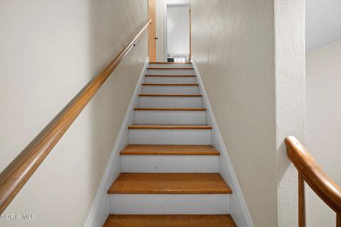 Tiny photo for 2207 Marlow Road, Toledo, OH 43613 (MLS # 10004332)