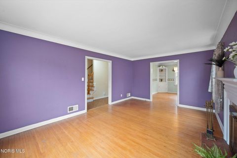 Tiny photo for 2207 Marlow Road, Toledo, OH 43613 (MLS # 10004332)