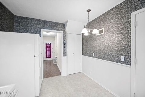 Tiny photo for 2207 Marlow Road, Toledo, OH 43613 (MLS # 10004332)