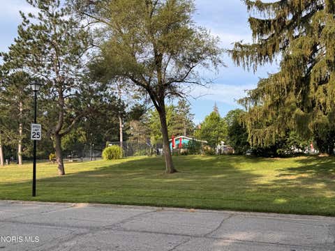 Tiny photo for 3534 E Lincolnshire Boulevard, Toledo, OH 43606 (MLS # 10010960)