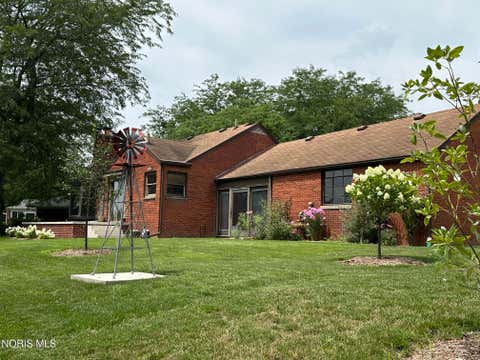 Tiny photo for 6411 Hilltop Lane, Maumee, OH 43537 (MLS # 10010991)