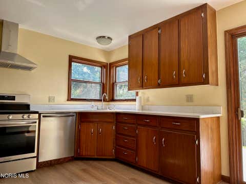 Tiny photo for 6411 Hilltop Lane, Maumee, OH 43537 (MLS # 10010991)