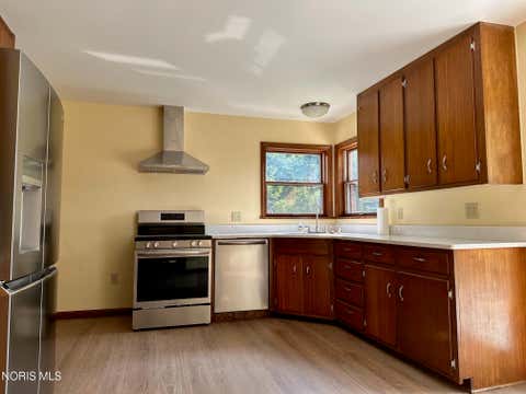 Tiny photo for 6411 Hilltop Lane, Maumee, OH 43537 (MLS # 10010991)