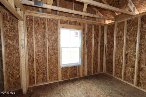 Tiny photo for 952 Creekside Lane, Bowling Green, OH 43402 (MLS # 10013458)