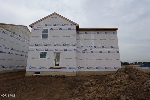 Tiny photo for 952 Creekside Lane, Bowling Green, OH 43402 (MLS # 10013458)