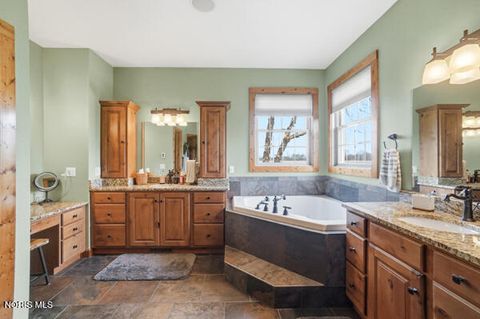 Tiny photo for 4754 Holt Road, Sylvania, OH 43560 (MLS # 10006544)