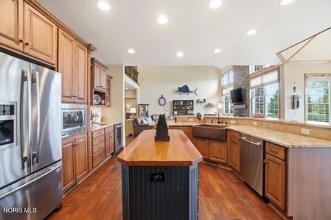 Tiny photo for 4754 Holt Road, Sylvania, OH 43560 (MLS # 10006544)