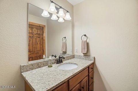 Tiny photo for 4754 Holt Road, Sylvania, OH 43560 (MLS # 10006544)