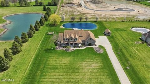 Photo of 4754 Holt Road, Sylvania, OH 43560 (MLS # 10006544)