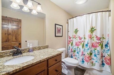 Tiny photo for 4754 Holt Road, Sylvania, OH 43560 (MLS # 10006544)