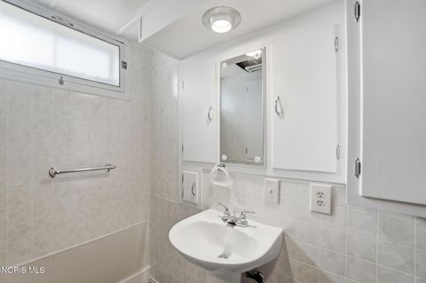 Tiny photo for 120 W Melrose Avenue, Findlay, OH 45840 (MLS # 10004904)