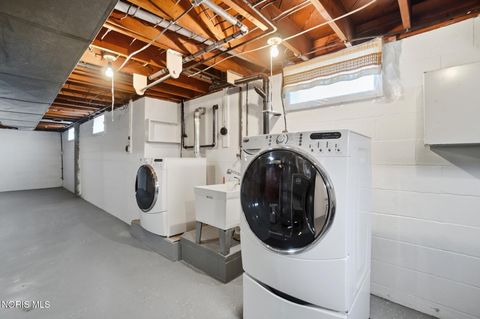 Tiny photo for 120 W Melrose Avenue, Findlay, OH 45840 (MLS # 10004904)