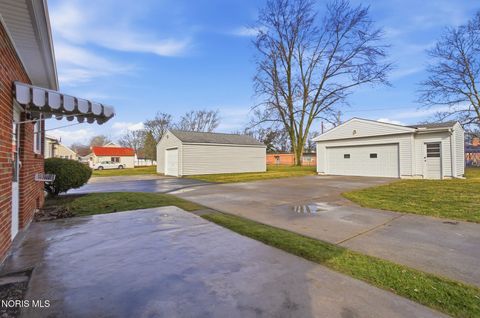 Tiny photo for 120 W Melrose Avenue, Findlay, OH 45840 (MLS # 10004904)