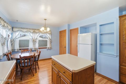 Tiny photo for 120 W Melrose Avenue, Findlay, OH 45840 (MLS # 10004904)